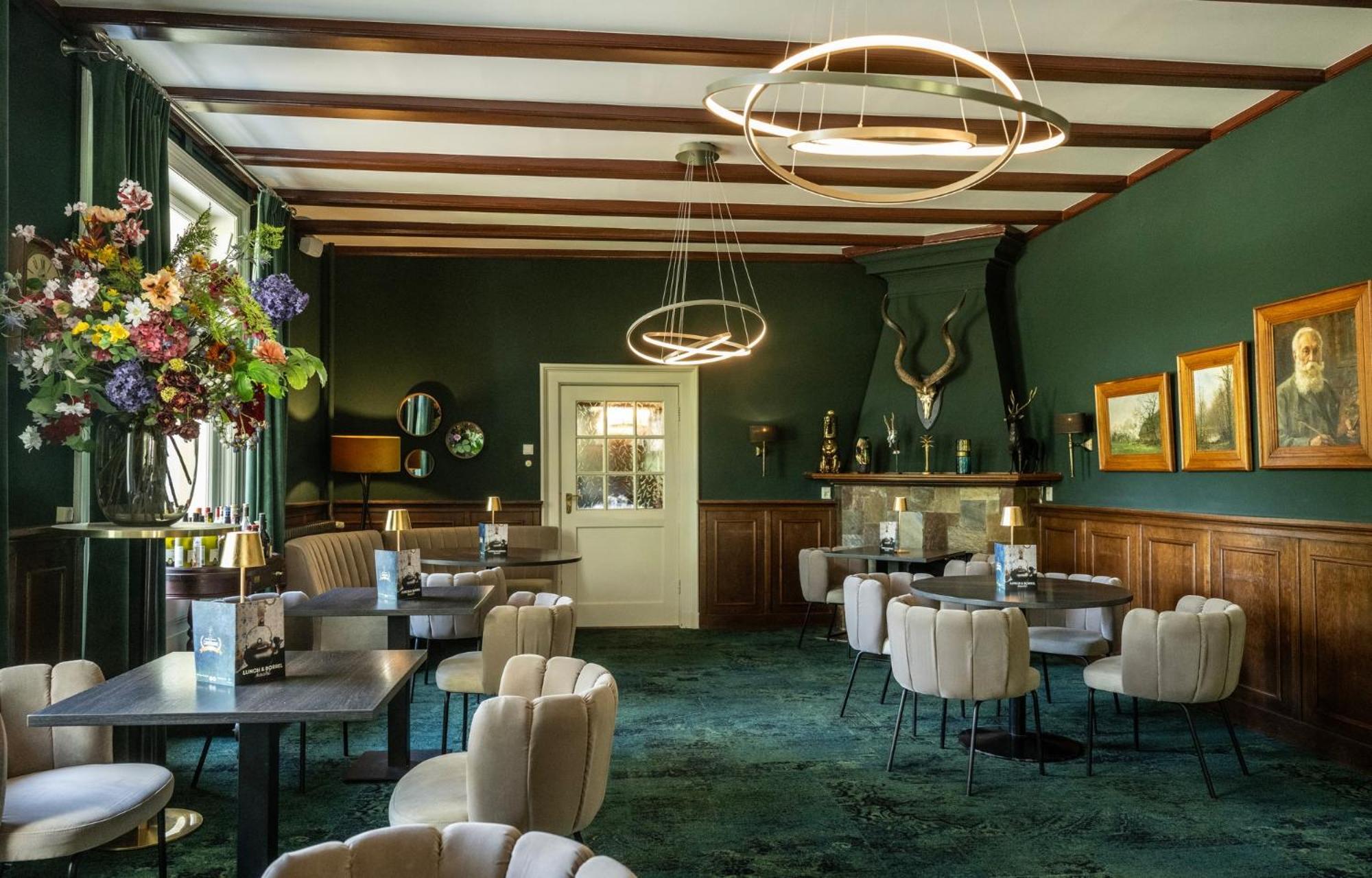 Landgoed & Restaurant Carelshaven 4*
