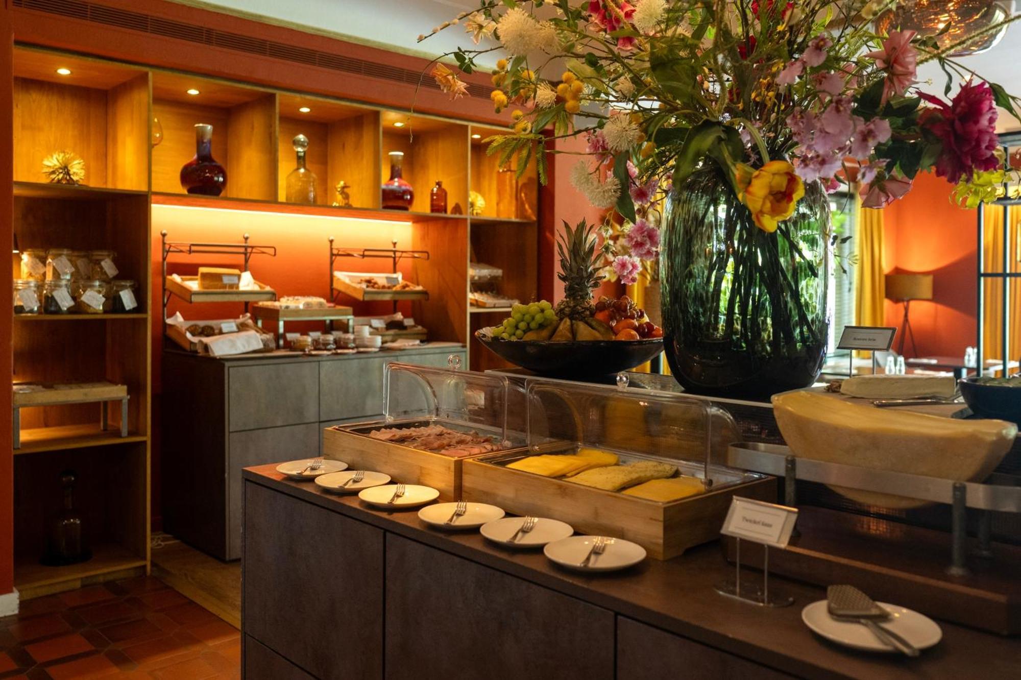 Hotel Landgoed & Restaurant Carelshaven 4*